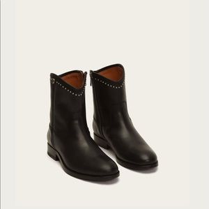 Frye Melissa Stud Short Boot Size 8